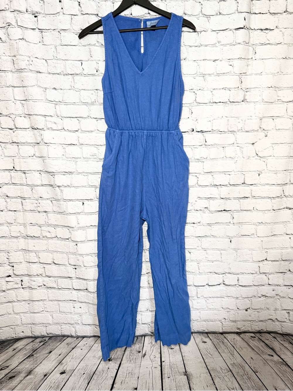 Blue jumpsuit with pockets . Size M